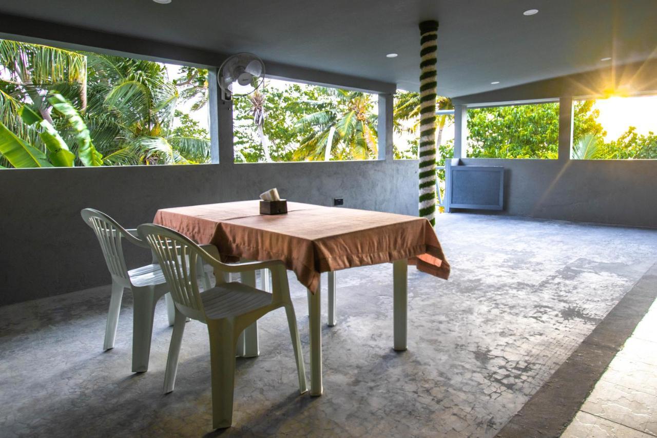Night Star Dhangethi Bed & Breakfast Eksteriør bilde